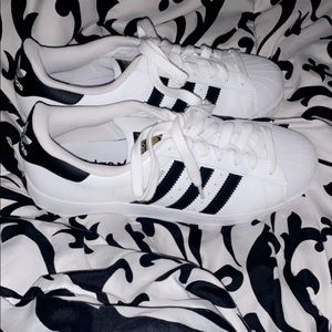 Adidas superstar shoes